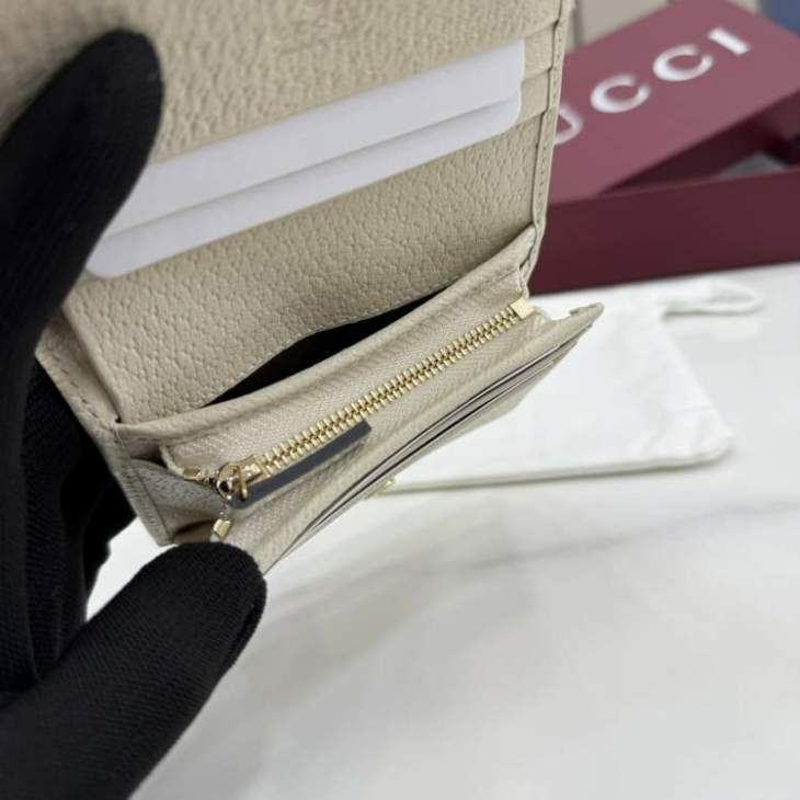 Picture of Gucci Wallets _SKUfw233563493fw